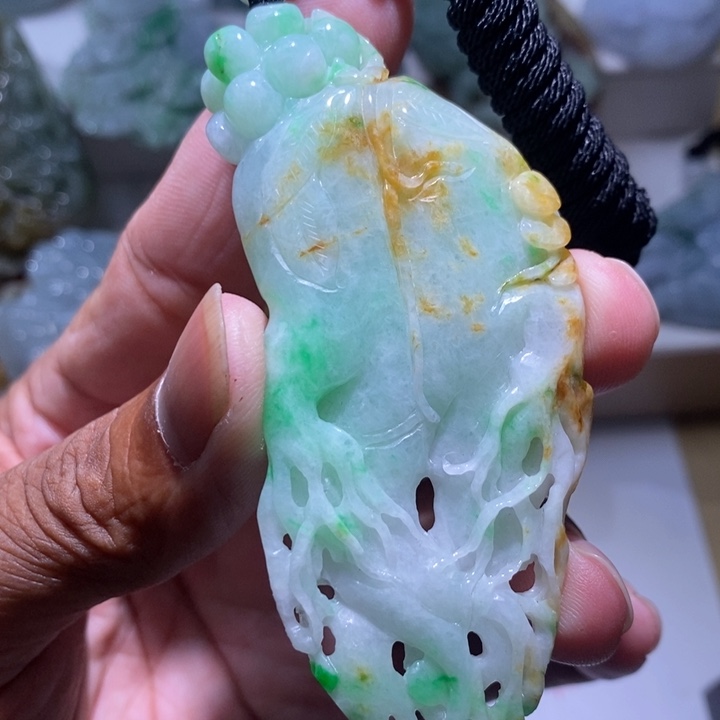 【闪购商品】翡翠未镶嵌颈饰1111111111111