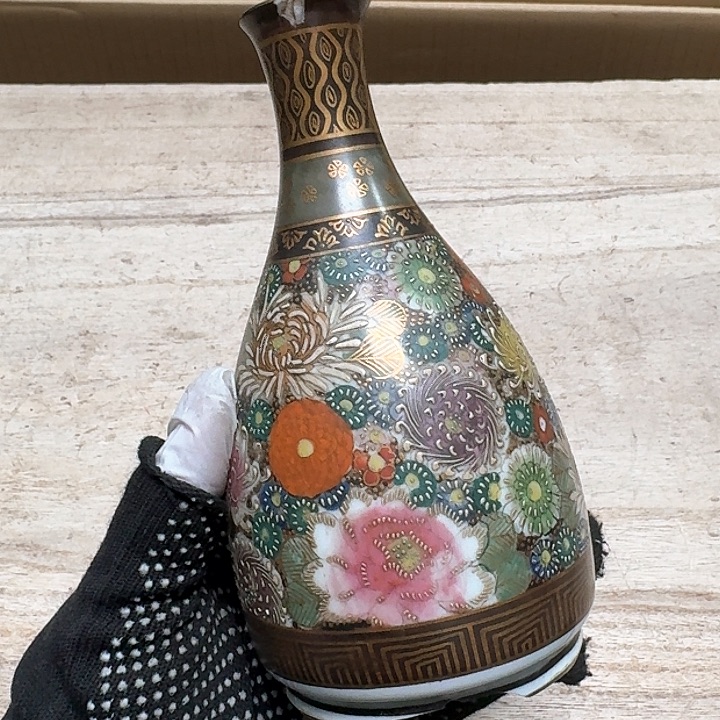 瓷片左**货哈哈哈哈哈哈哈哈