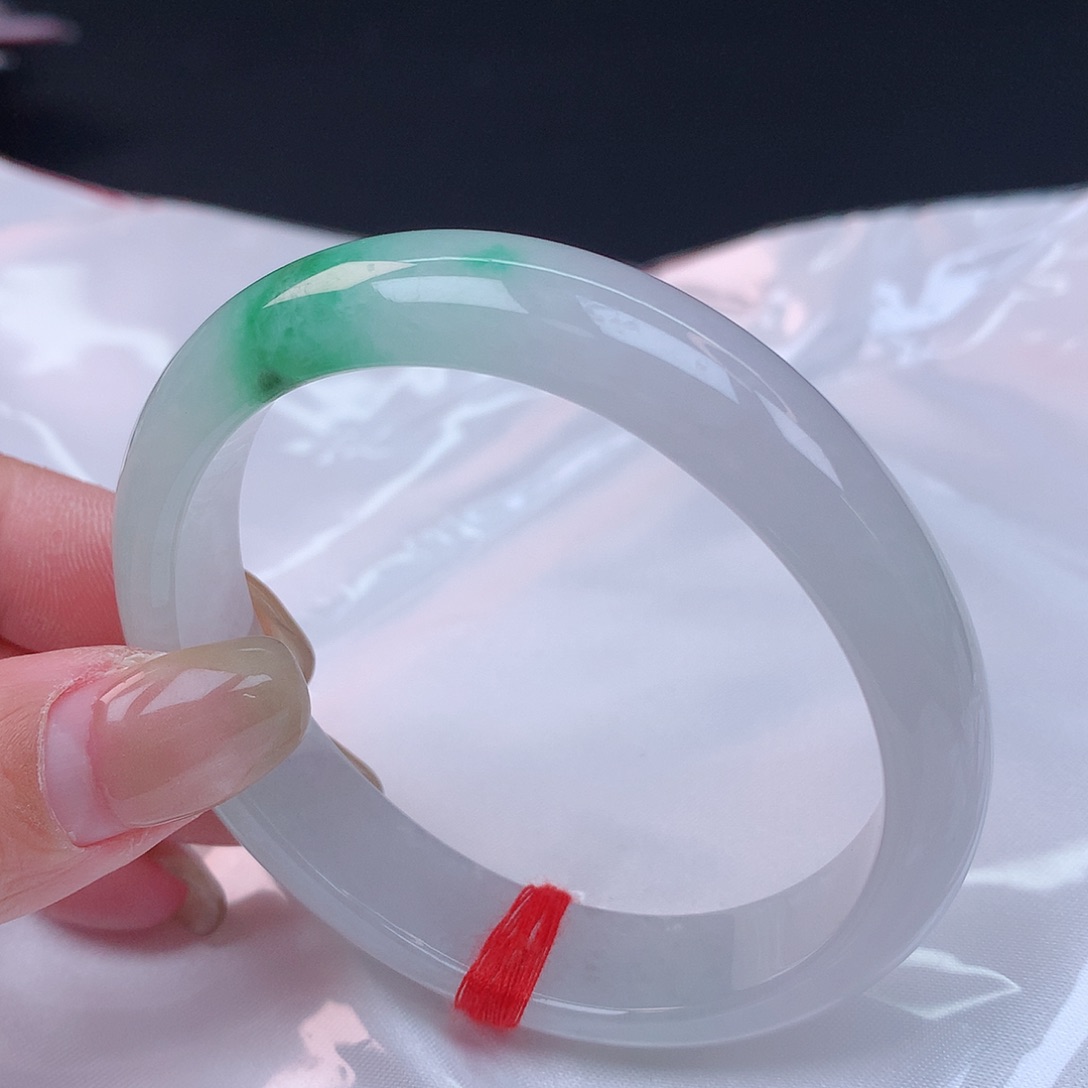 【闪购商品】未镶嵌手镯（贵妃镯）翡翠56