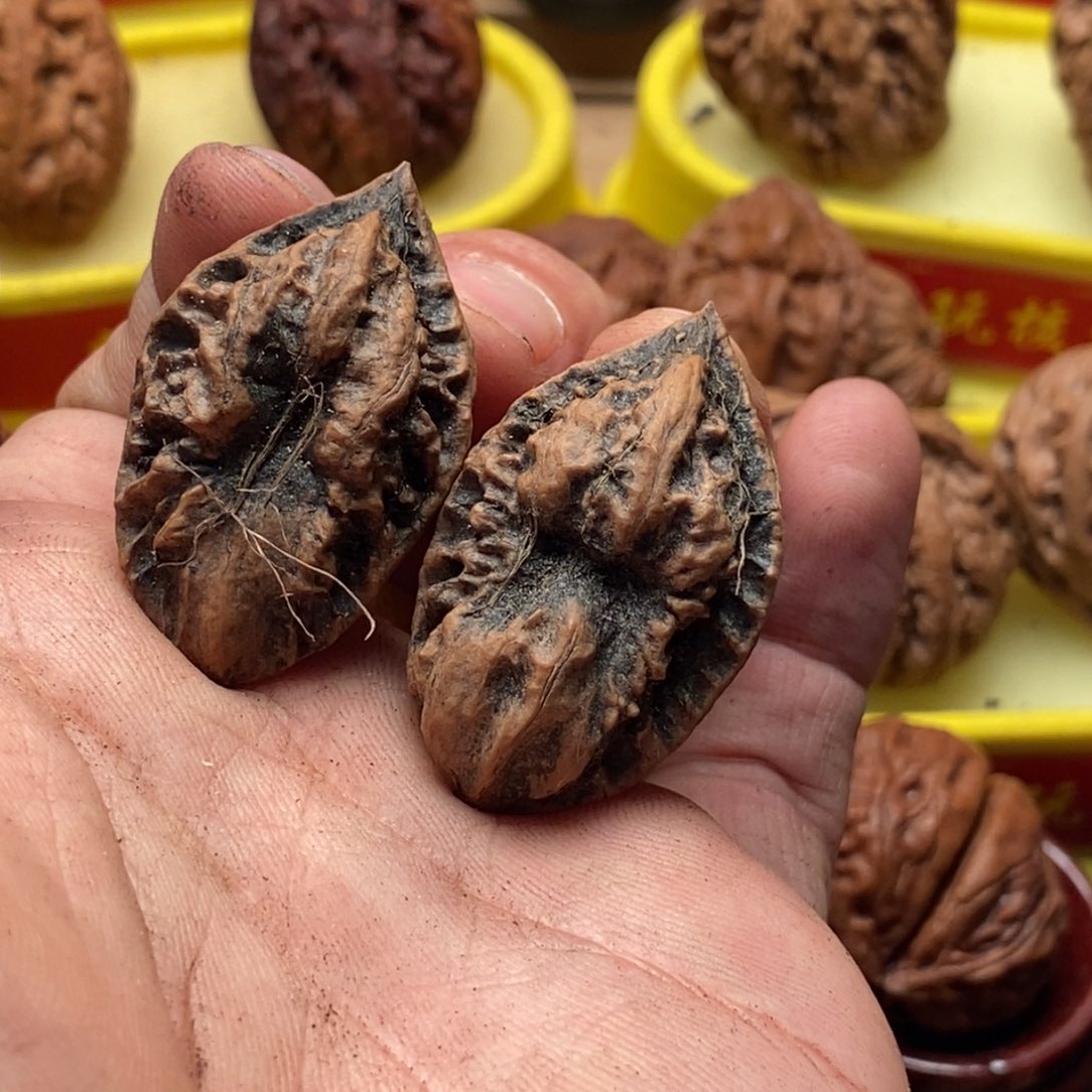 小***龙文玩核桃吊坠楸子225