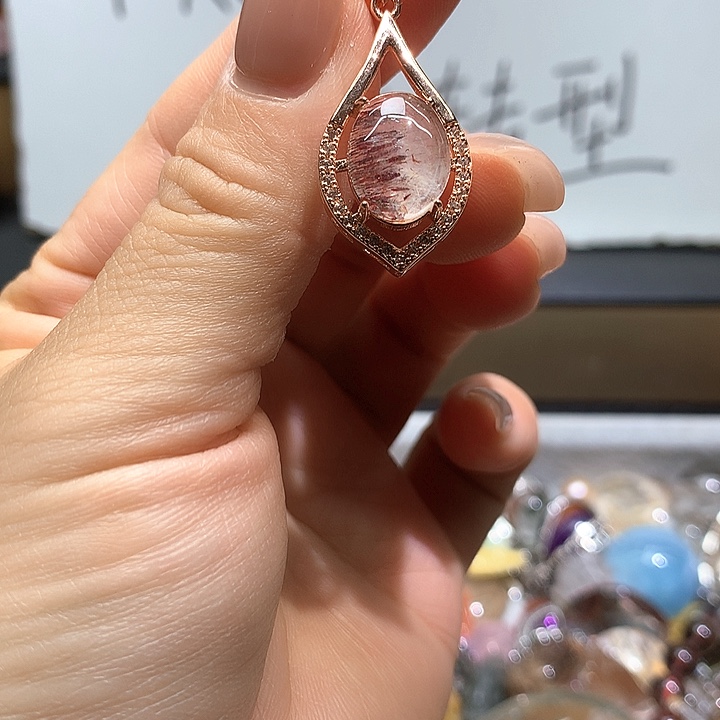 颈饰未镶嵌水晶水晶