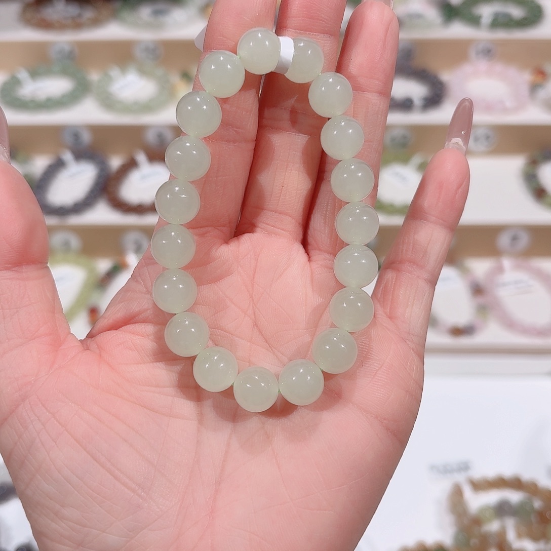 晚***卡和田玉未镶嵌手链V