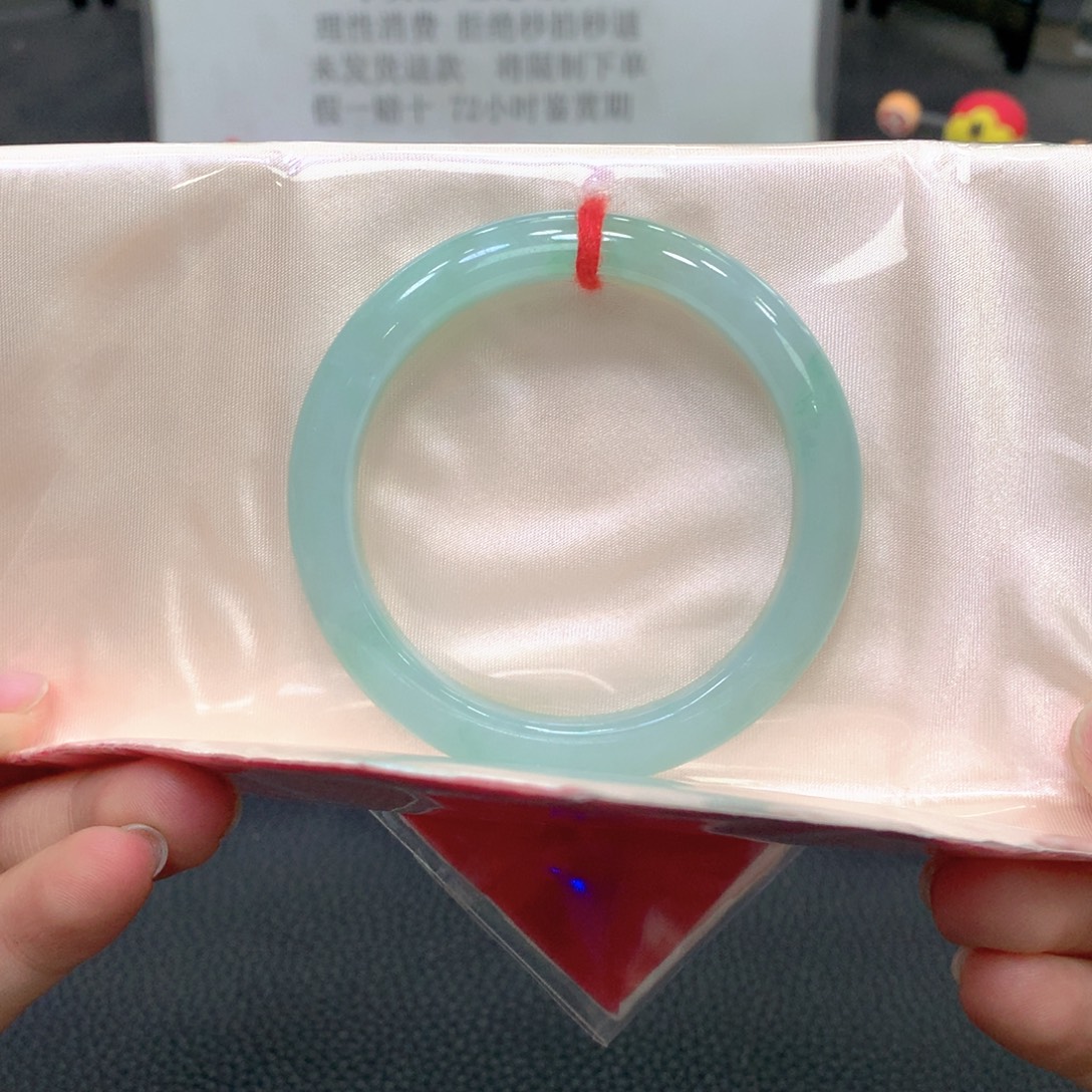 翡翠未镶嵌手镯53正