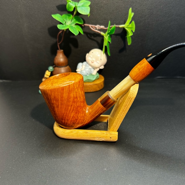 意大利汤姆斯派奴已故大师手工烟斗1981年