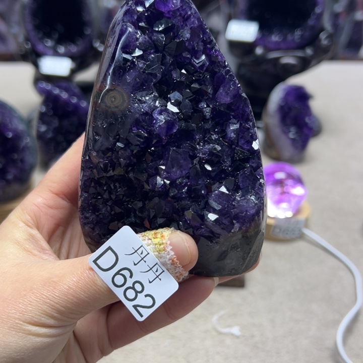 紫晶大型摆件（非配饰）未镶嵌
