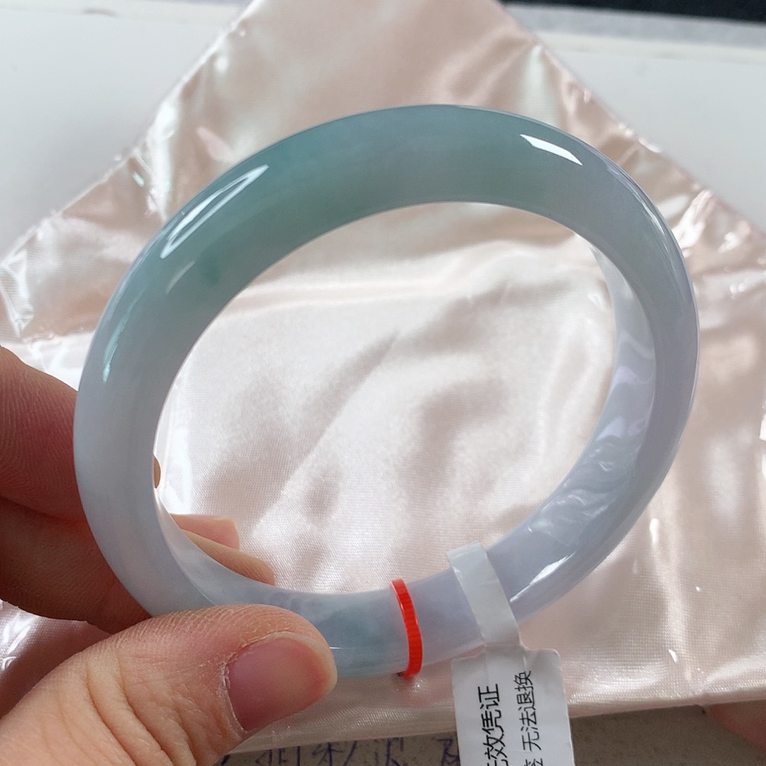 翡翠手镯未镶嵌62圈口 ①①⑥