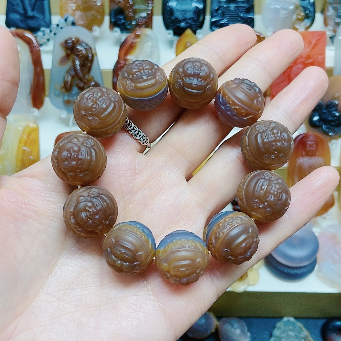 玛瑙/玉髓颈饰未镶嵌?****?