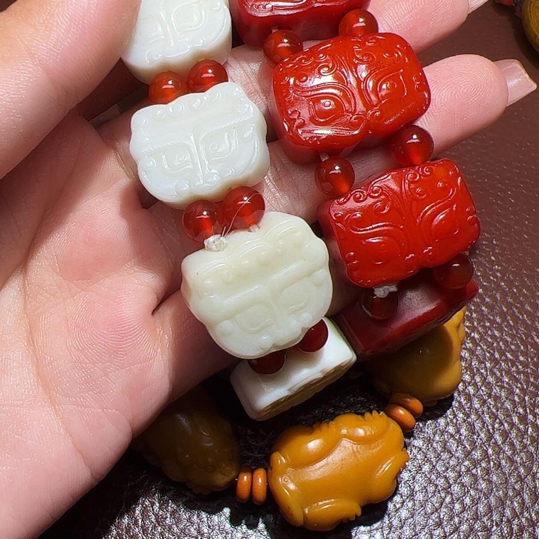 站***想和田玉未镶嵌颈饰