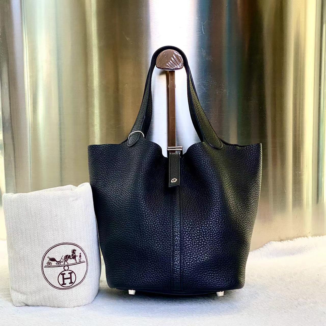 99新 Hermes/爱马仕 古有99新爱马仕22黑色菜篮子水桶包9400