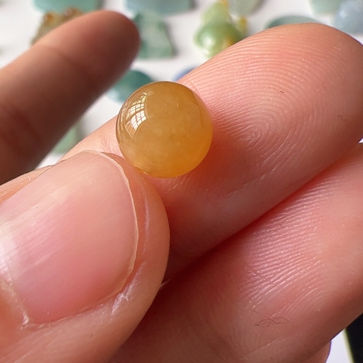 定制翡翠未镶嵌自然光