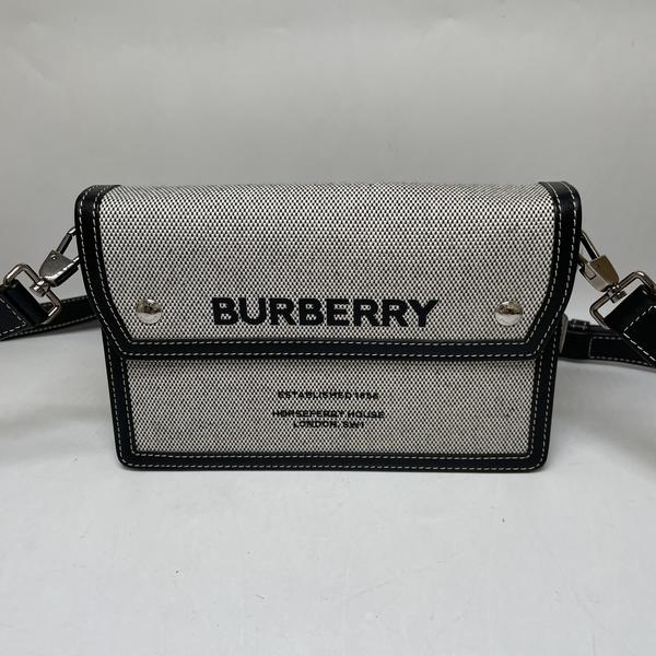 95新 BURBERRY/博柏利 范大范 邮差包/8290 9417
