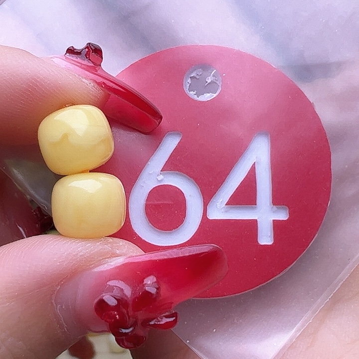 蜜蜡裸石未镶嵌8.5mm 浓蜡 老型