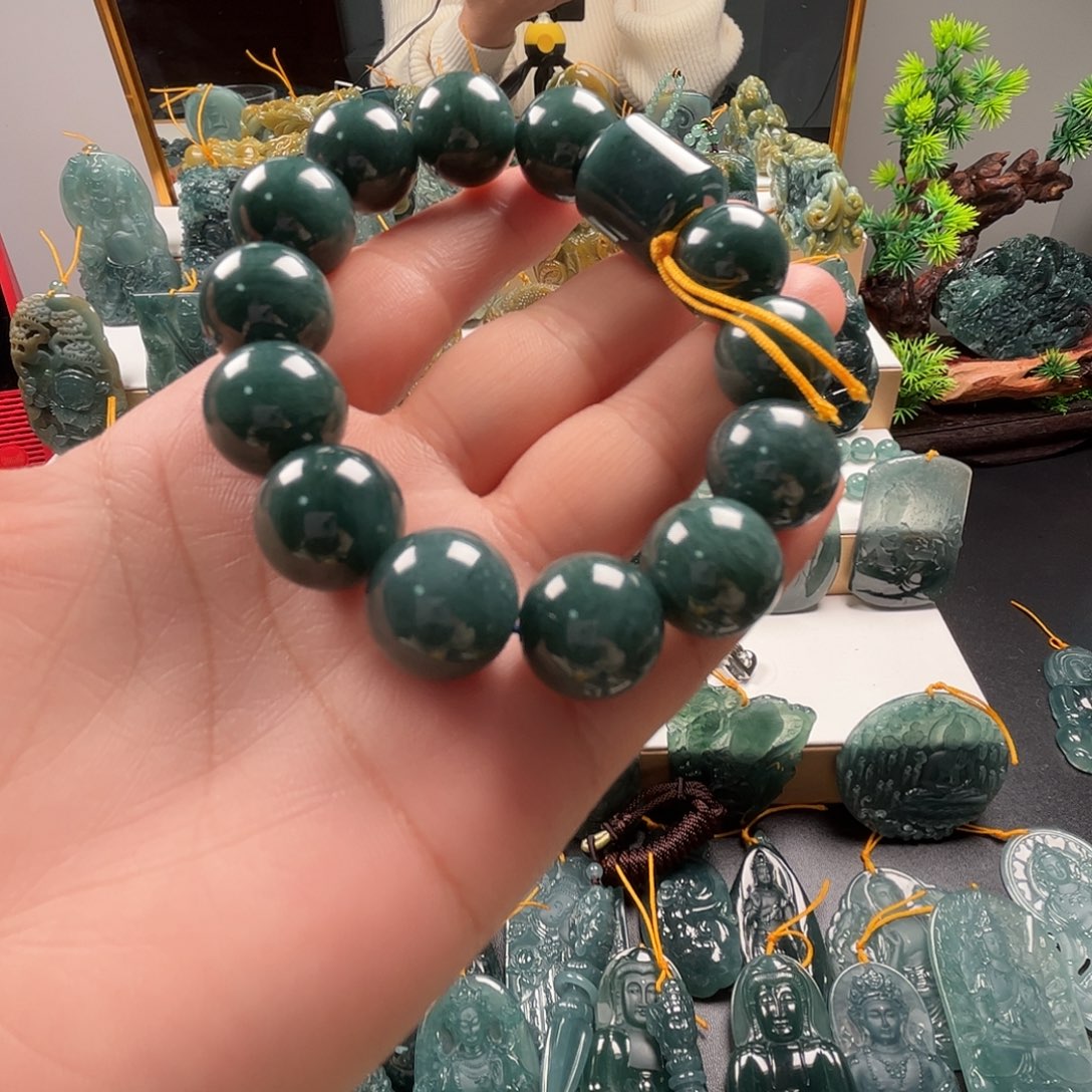 翡翠未镶嵌项圈纯天然A货翡翠吊坠666