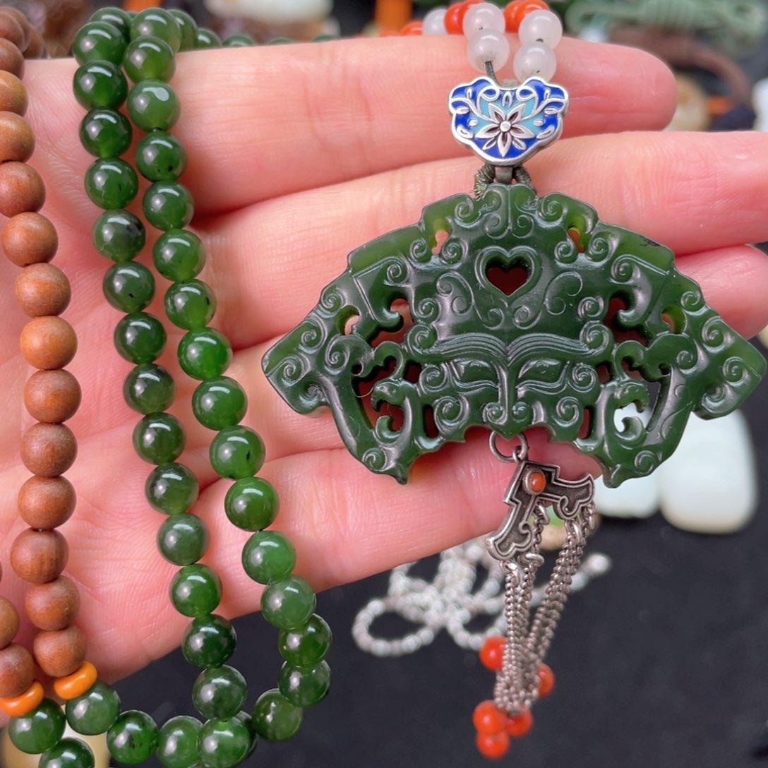 和田玉挂件未镶嵌