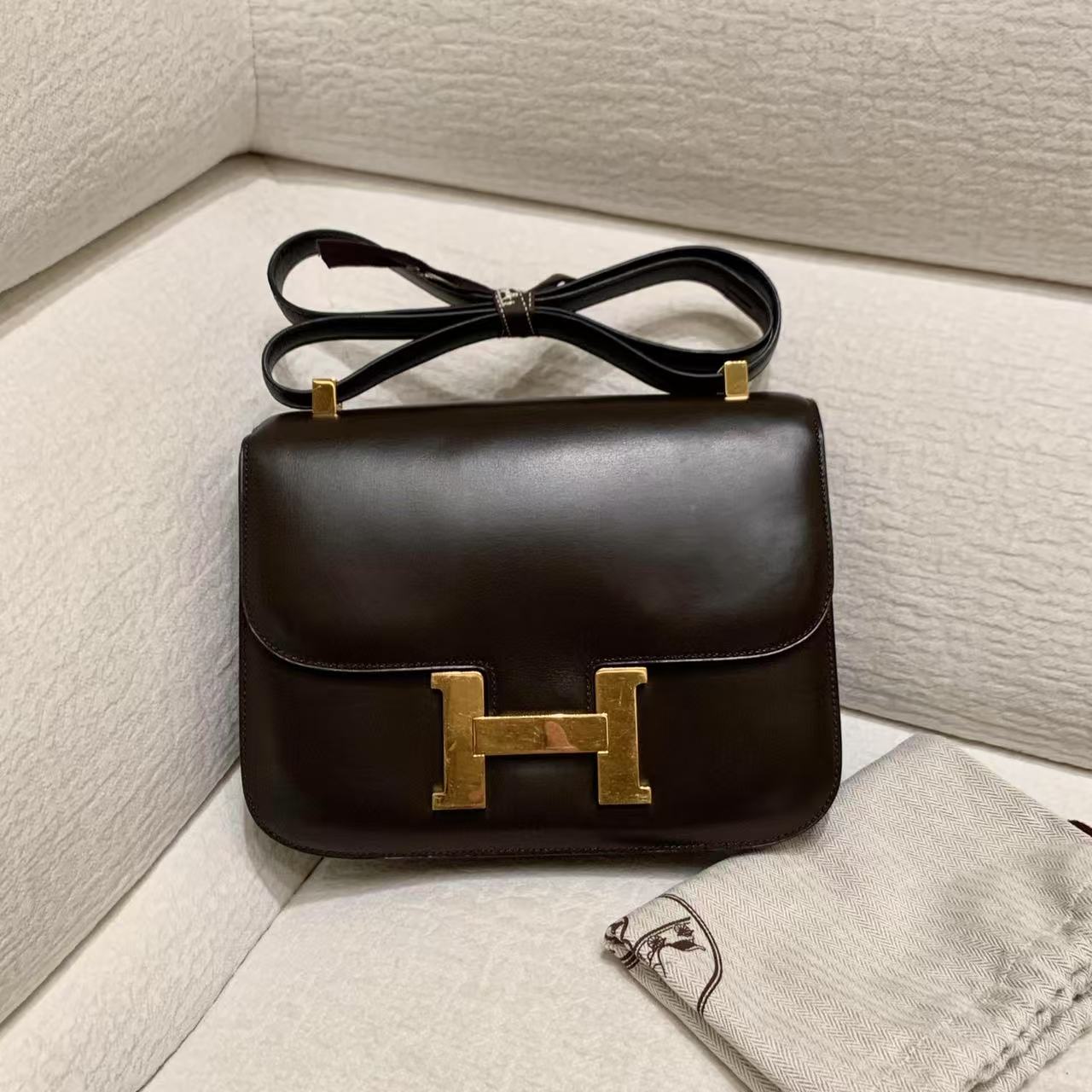95新 Hermes/爱马仕 壹臻/巧克力色金扣中古康康24 圈G/73085574