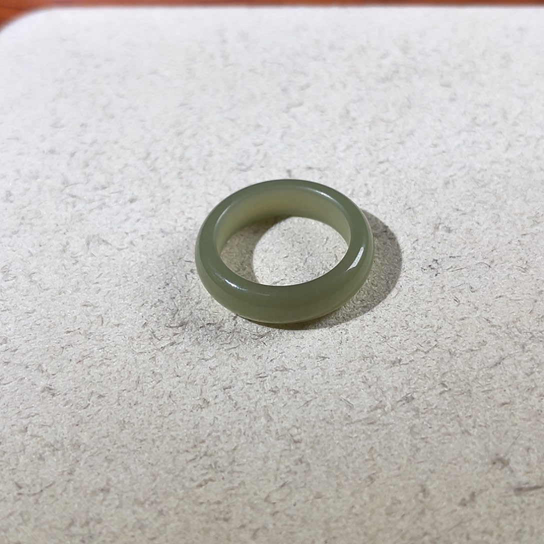 和田玉未镶嵌戒指