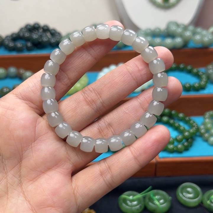 和田玉未镶嵌手链卡8