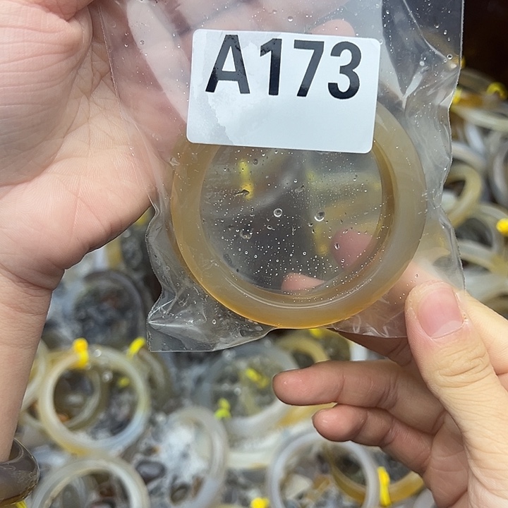 风***君玛瑙/玉髓未镶嵌手镯173