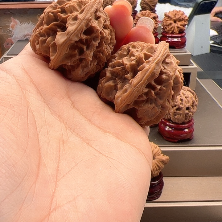 文玩核桃把件37 小花 u-037