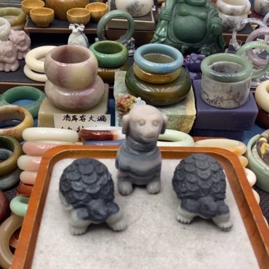石英质玉未镶嵌手饰
