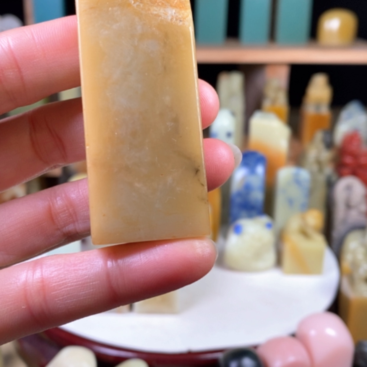 【闪购商品】青田石吴*吞封门菜花黄……