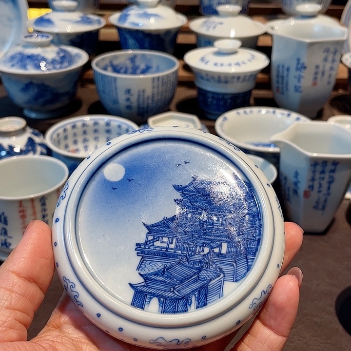 楼阁楼阁夜景盖置