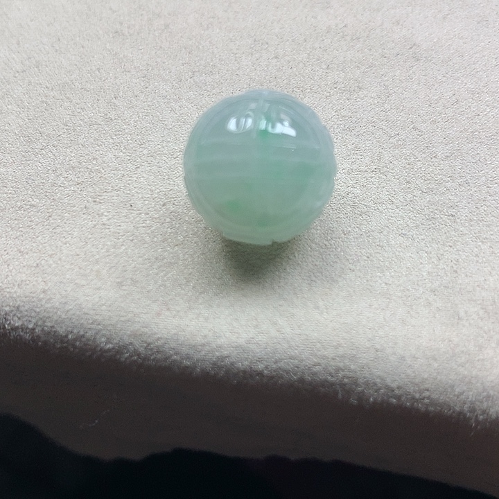 翡翠颈饰未镶嵌吊坠