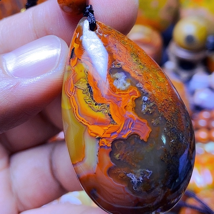 玛瑙/玉髓颈饰未镶嵌