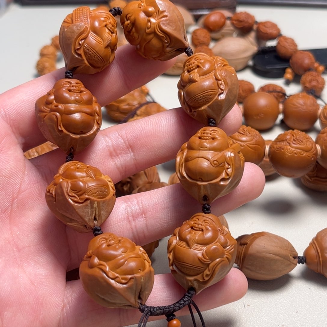 橄榄核吊坠大****来包衣财迷