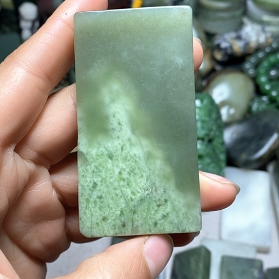 未镶嵌和田玉（糖玉）珠宝半成品青**水