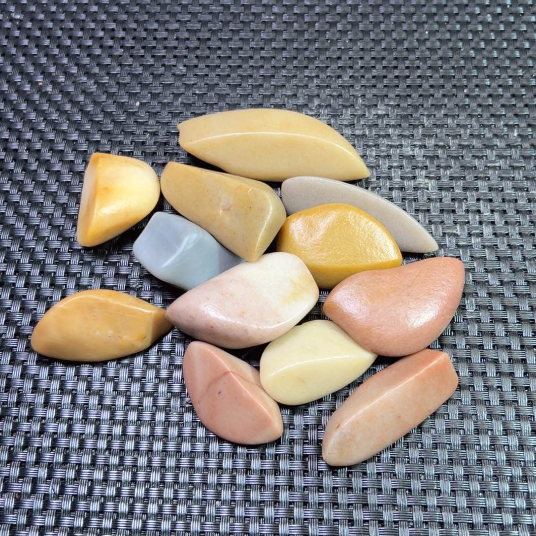 T****?静辉品石金丝玉原石