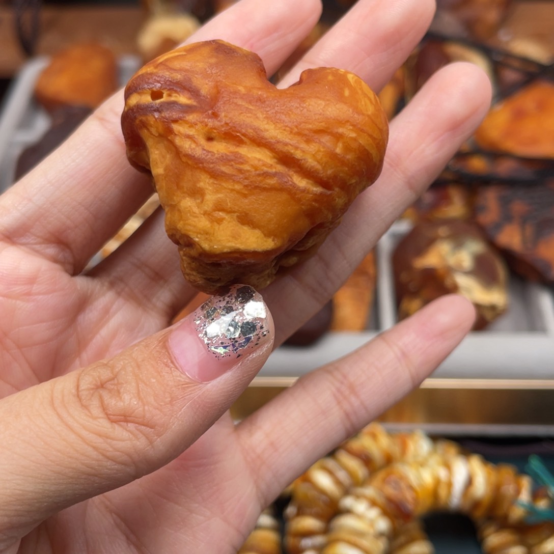 未镶嵌蜜蜡珠宝奇石