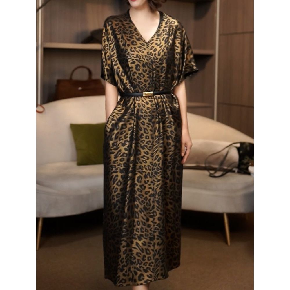 送腰带!轻奢豹纹印花V领连衣裙女2025夏季新款高级感洋气显瘦长裙