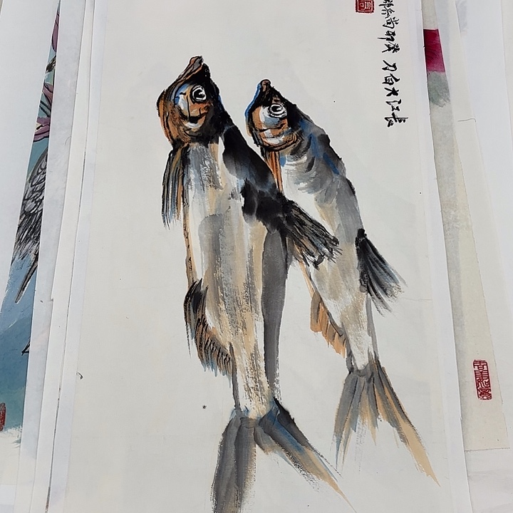国画花鸟等多种鸟类的栖息
