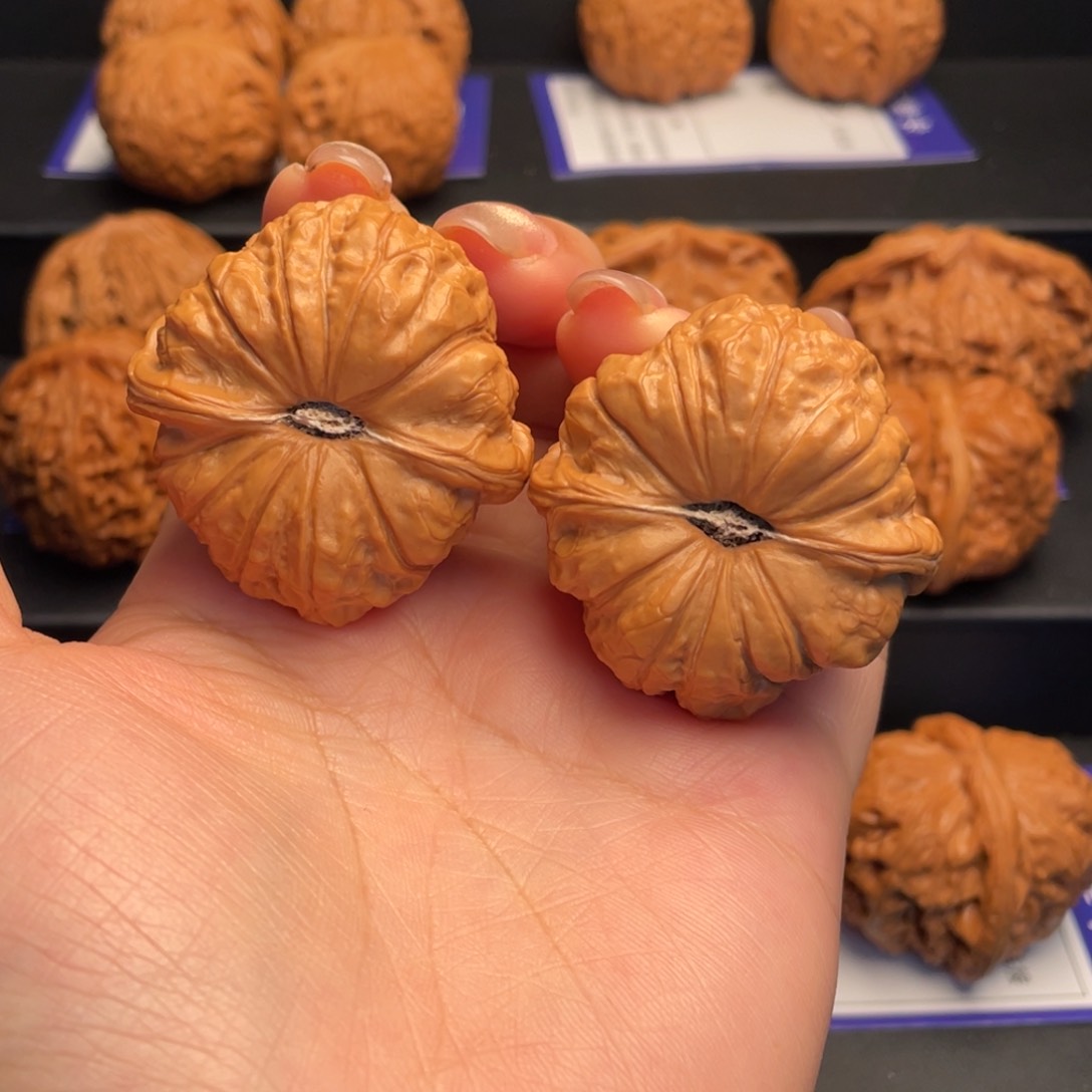 文玩核桃把件?****?42南瓜墩