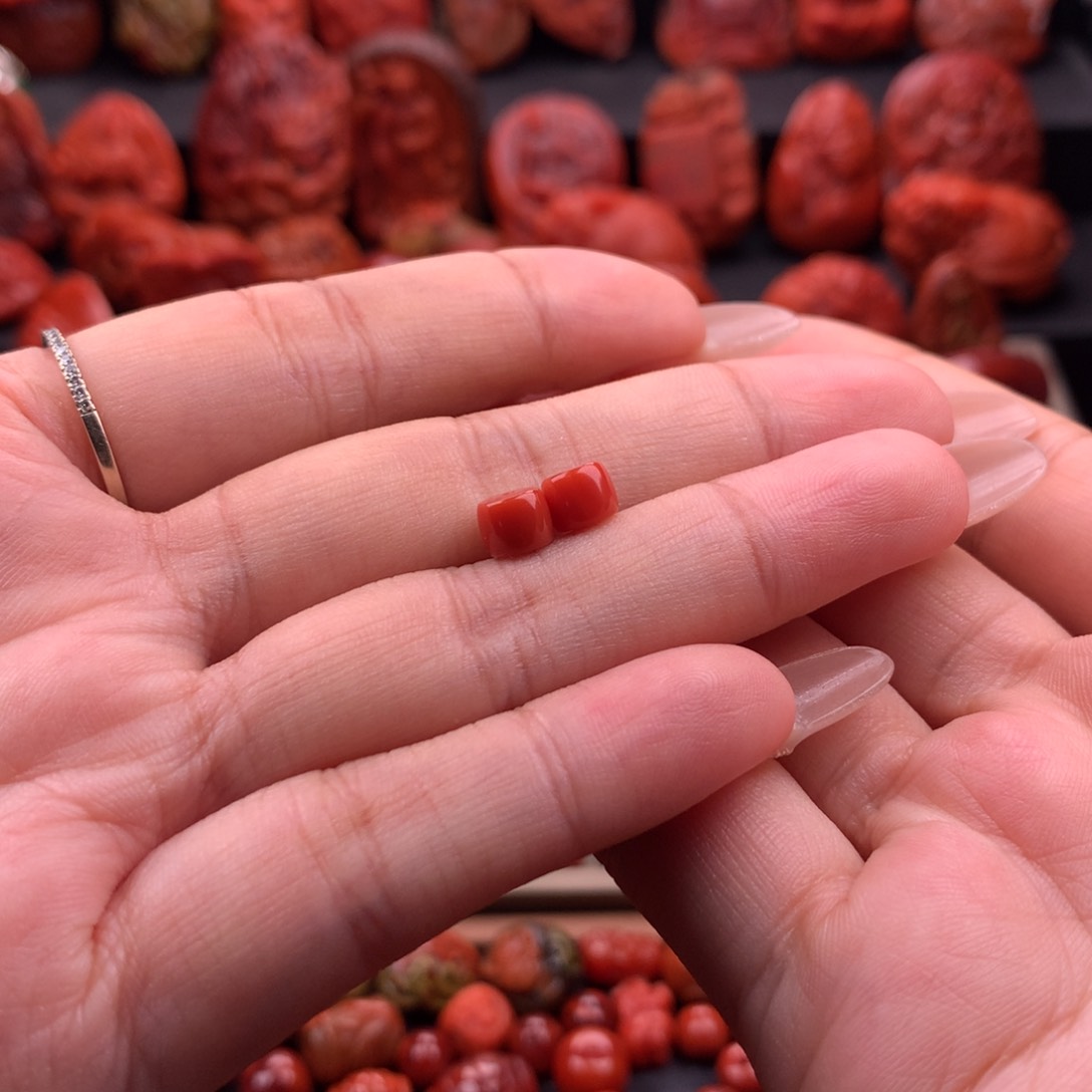 南红玛瑙南红川料原矿直切对珠6mm未镶嵌