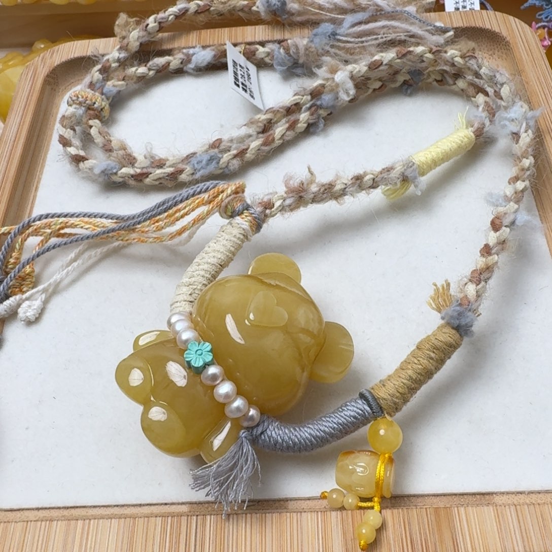 蜜蜡吊坠(赠链)未镶嵌