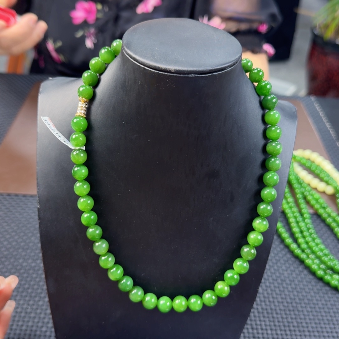 和田玉（碧玉）未镶嵌颈饰卡9加