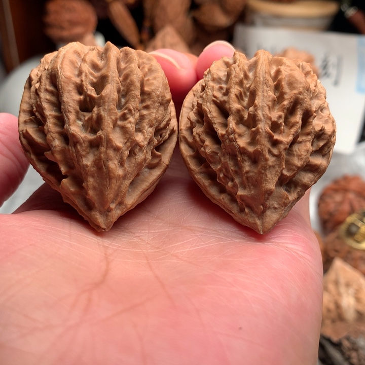 文玩核桃吊坠小武核桃2