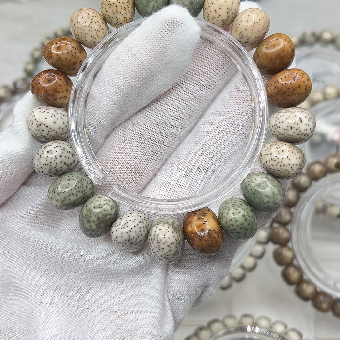 手串星月菩提多宝