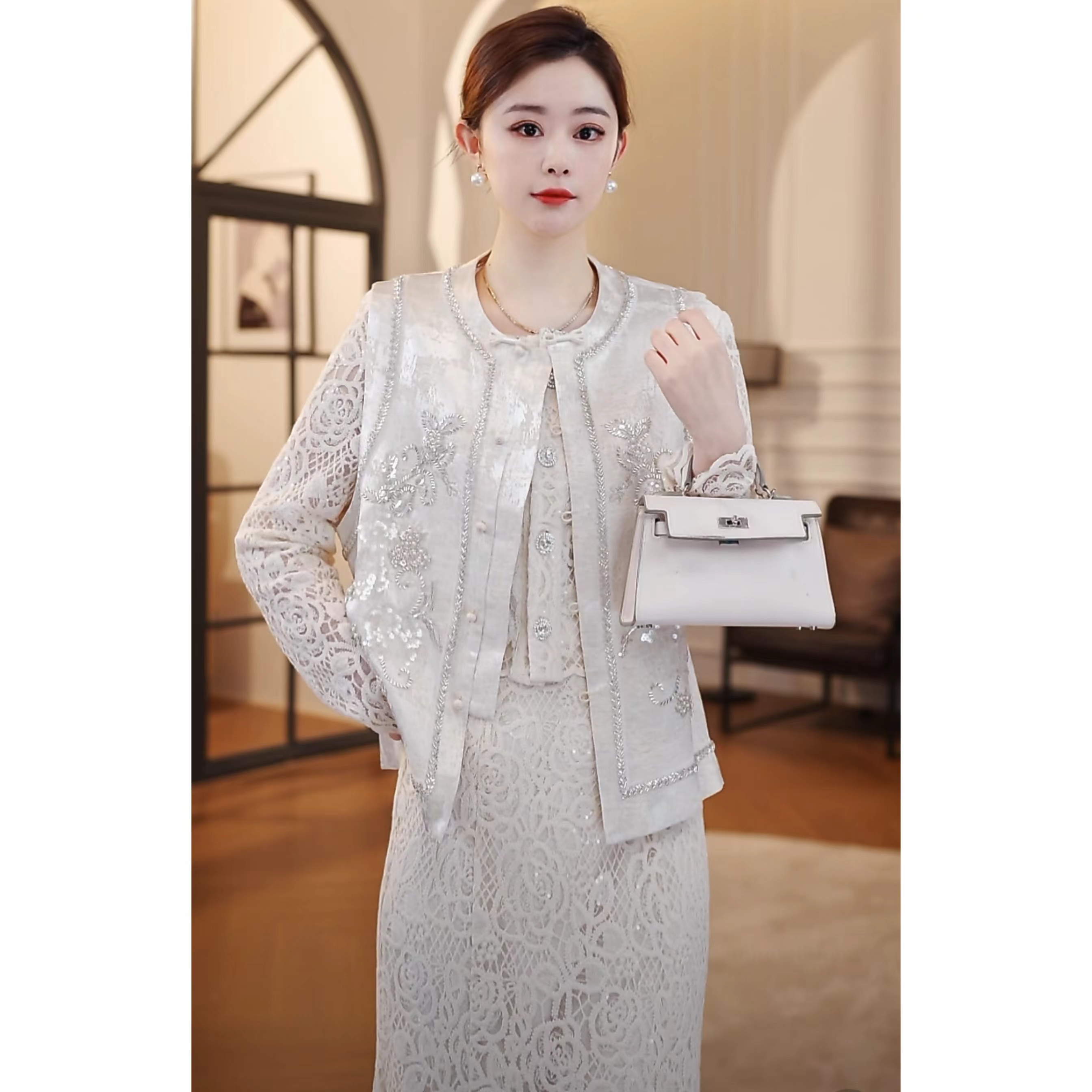 【嘉嘉JIANG】白秀 国风古韵重工钉珠暗纹气质马甲外套 WG251N1027