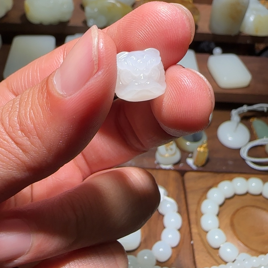 静***心和田玉未镶嵌手链