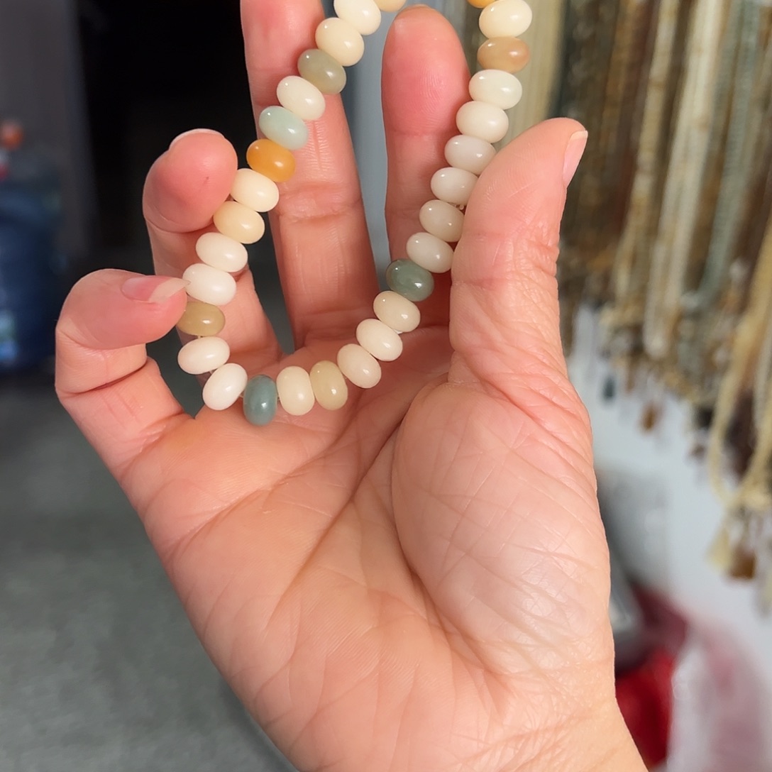 白玉菩提吊坠6×90