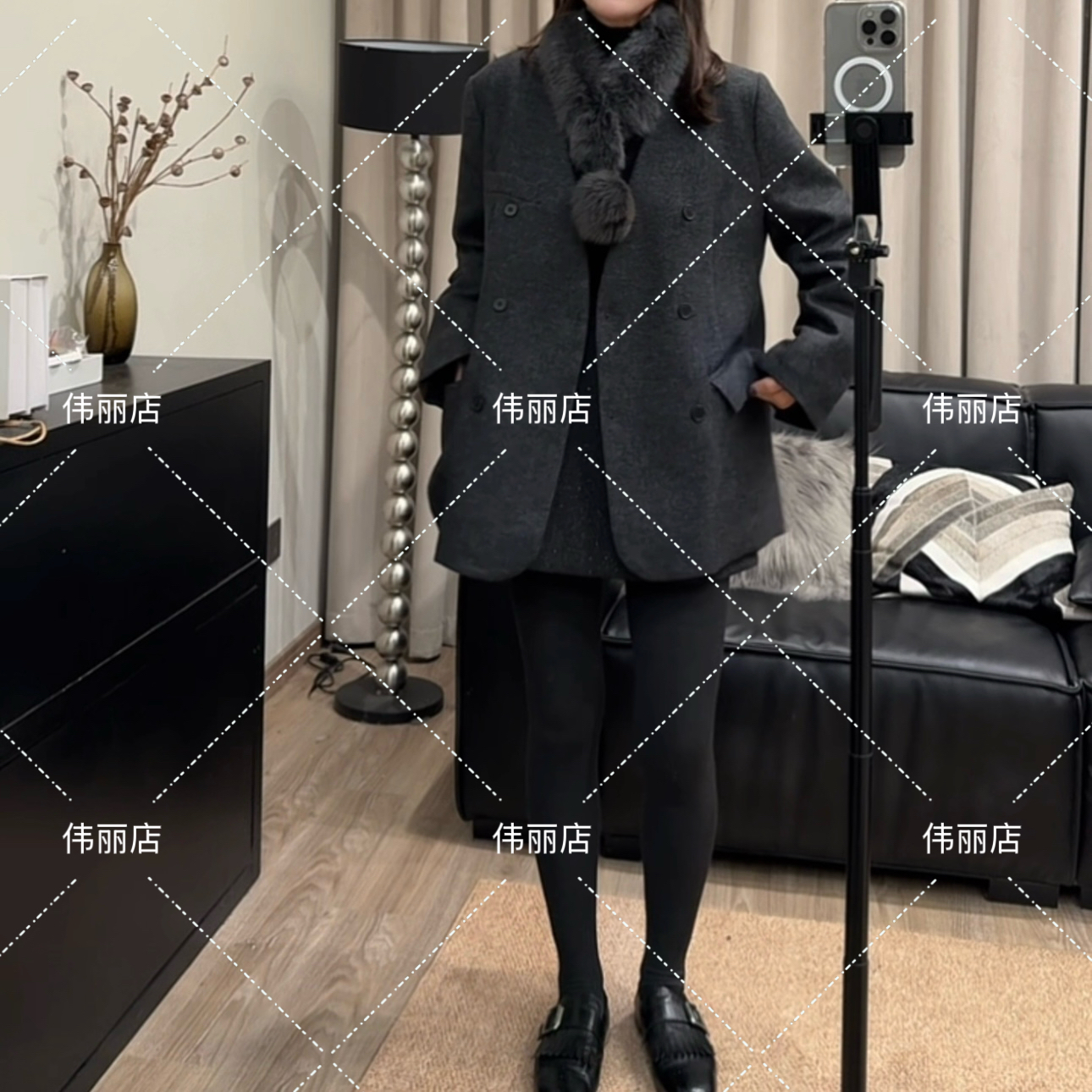 伟丽6店4572款【狐狸毛领羽绒羊毛呢西装外套】 双排扣设计感秋冬