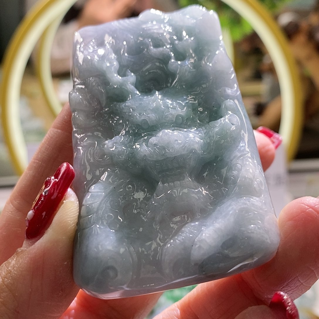 【闪购商品】翡翠颈饰未镶嵌龙牌