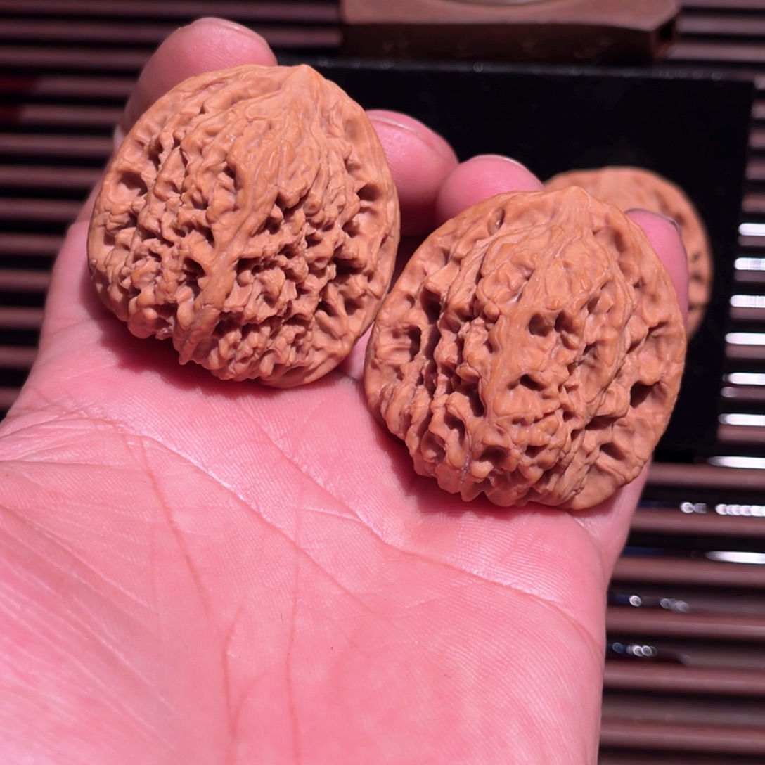 D***y文玩核桃吊坠嘎嘎嘎嘎