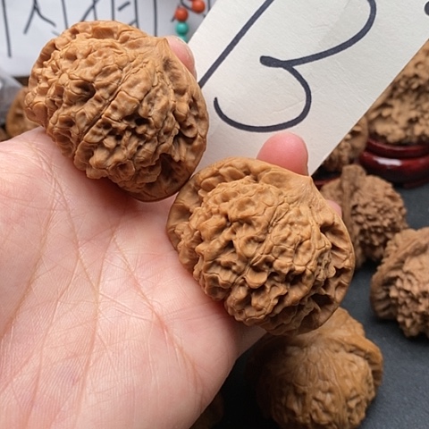 桃核吊坠50官帽核桃