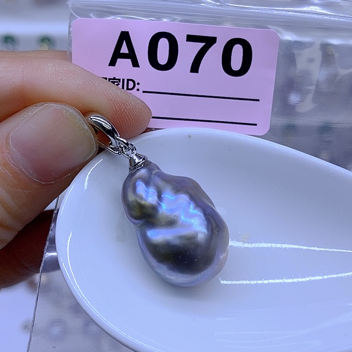 颈饰未镶嵌淡水珍珠