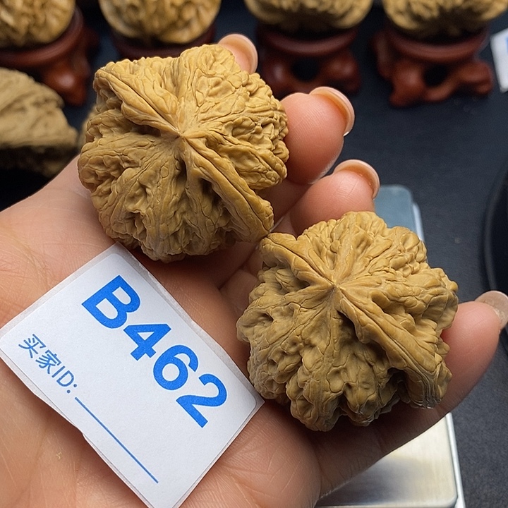 冥***↑文玩核桃把件粗筋4.4