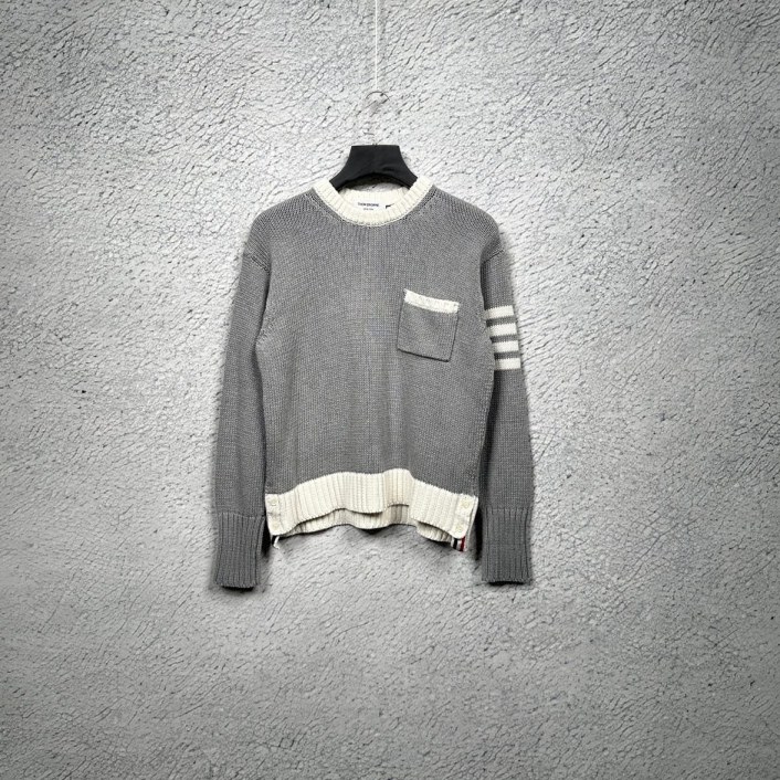 全新未使用 THOMBROWNE 灰色白边四条纹针织圆领毛衣/2码